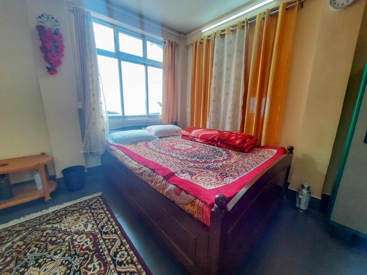 Neora Backpackers Hostel Darjeeling  Buitenkant foto